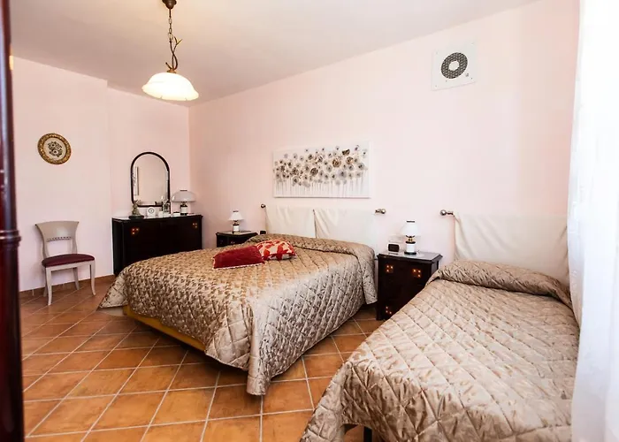 San Nicola فندق مبيت وإفطار أَجيرولا